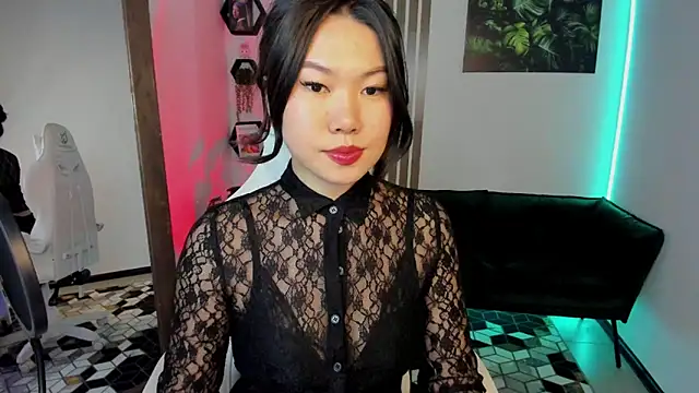 Chatroom XXX en direct de LunaPurrr