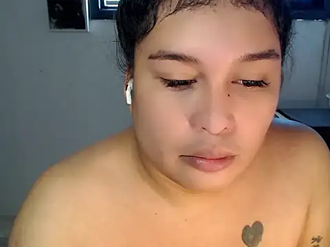 Hardcore_Tgirln Webbikameraesitys