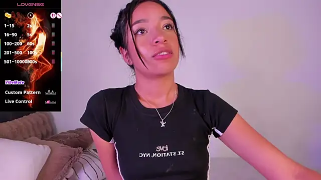 XXX chat uživo modela lillielover16
