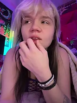 Chat +18 de Cutiepiespanks ao vivo