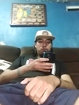 AlexAlejandro13 webkamerás műsora