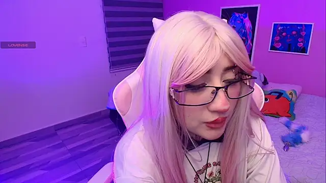 Chatroom XXX en direct de Miwa_violet