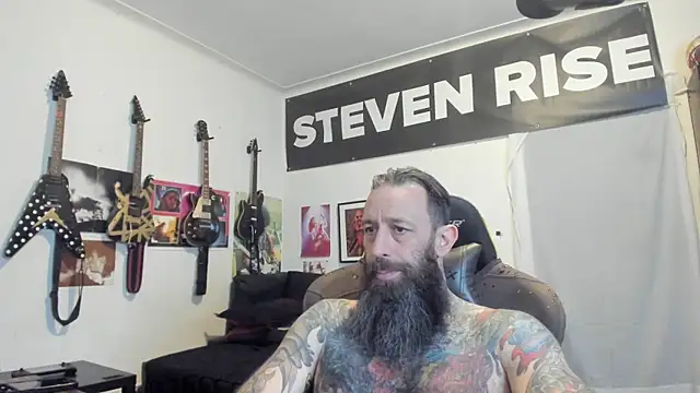 StevenRiseNYC Show in webcam