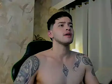 RONNY_COLTON – Naživo XXX chat