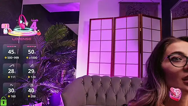 OliviaHawn's Live XXX Chat