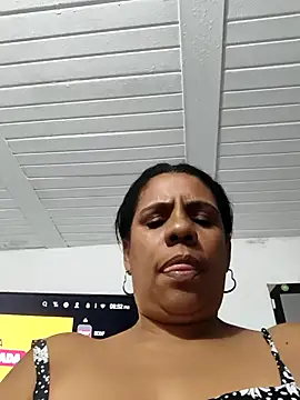Chat XXX en directo de Zeyllyjhonson