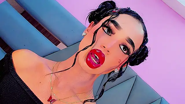 Show modela sexyjessicamistres na web-kameri