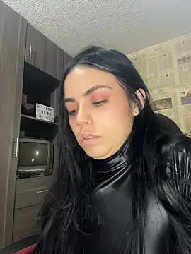 Chat +18 de i_am_nina_ ao vivo