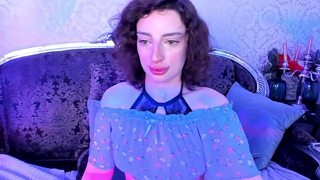 KiraBev Live XXX Chat