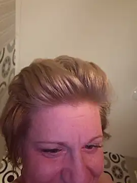 Chat +18 de dutch-blond ao vivo