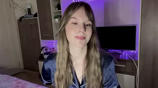 Chat +18 de RinaRight ao vivo