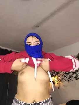 Lubnna's Live XXX Chat