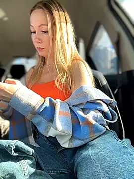 XXX chat uživo modela LavenderHot