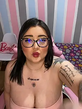 Madiiison333 – Naživo XXX chat