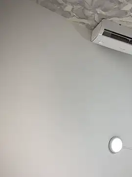 AinaraJimenez's Webcam Show