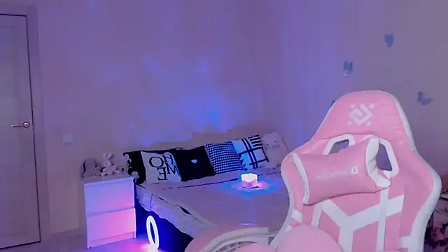 Онлайн чат XXX Naughty_Mable