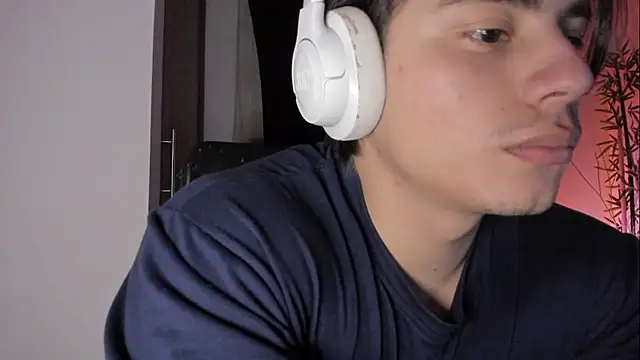 Giordano_Russo 网络视讯表演