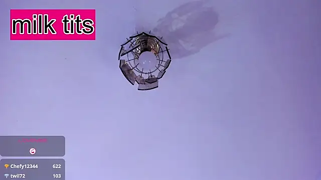 LucyStrike_ – Naživo XXX chat