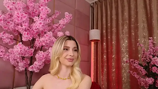 Elliblue Live XXX-chat