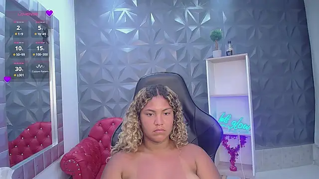 Cristal_War's Live XXX Chat