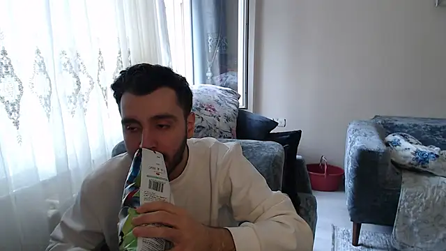 عرض كام handsomeee04