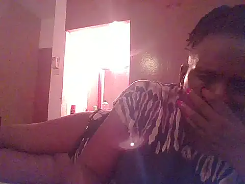 Shaz_brown Chat XXX in diretta