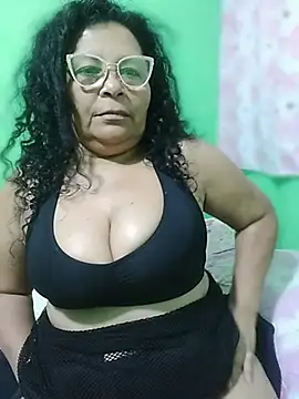 Amarantha25's Live XXX Chat