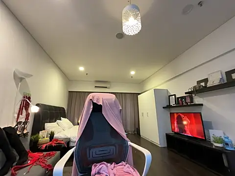 LadyAshley_Domina28 Show Webcam