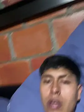 Miguel_960 Show in webcam