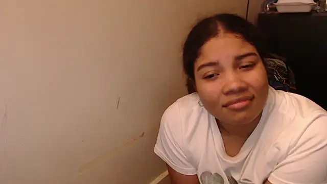 madelene live XXX chat