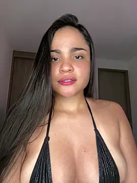 meganblackk_'s Live XXX Chat