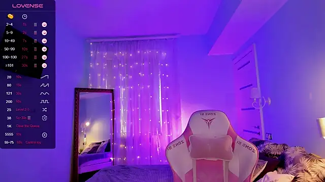 AnyaTaylor_ webcam show