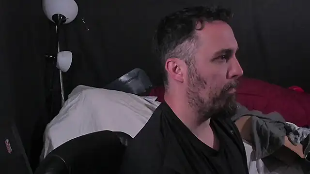 Metalstud Show in webcam
