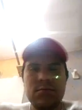 Luk909090 Show in webcam
