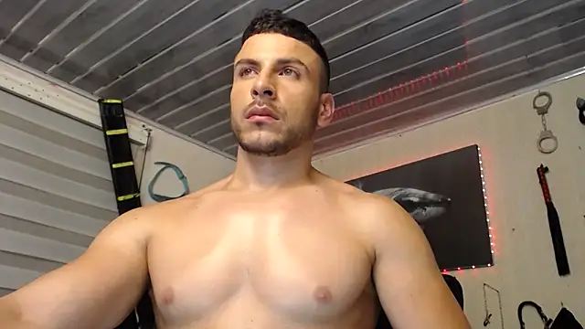 Chat XXX en directo de bayronfit