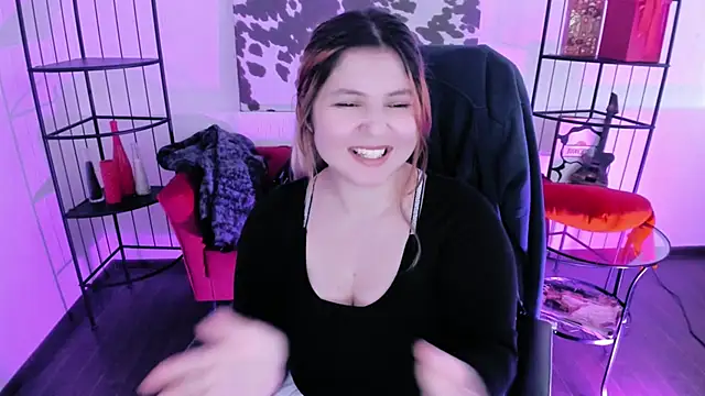 DiaAngell Adlı Modelin Canlı XXX Sohbeti