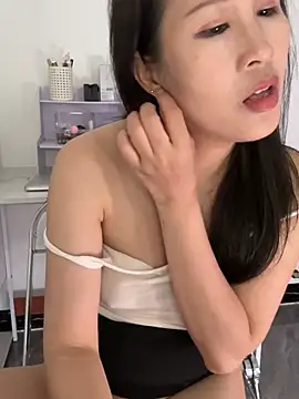 littlesluttycat 网络视讯表演