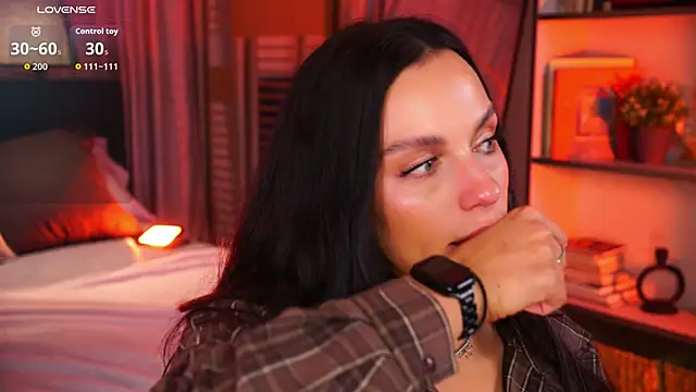 LunaNight Adlı Modelin Canlı XXX Sohbeti
