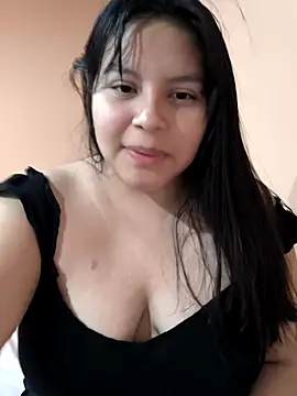 Hinae_'s Live XXX Chat