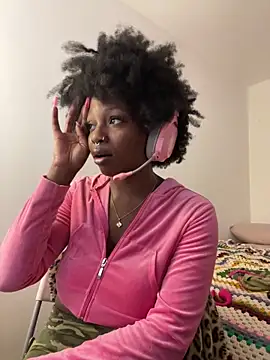 mochakaia's Live XXX Chat