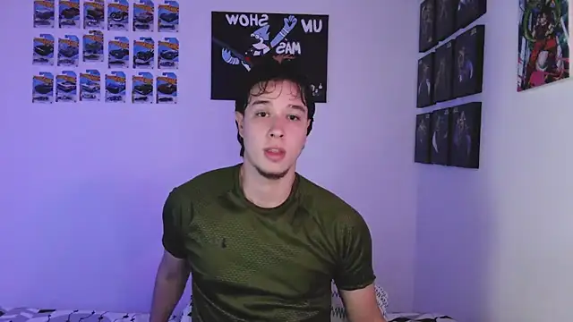 jack_walker190 Show Webcam