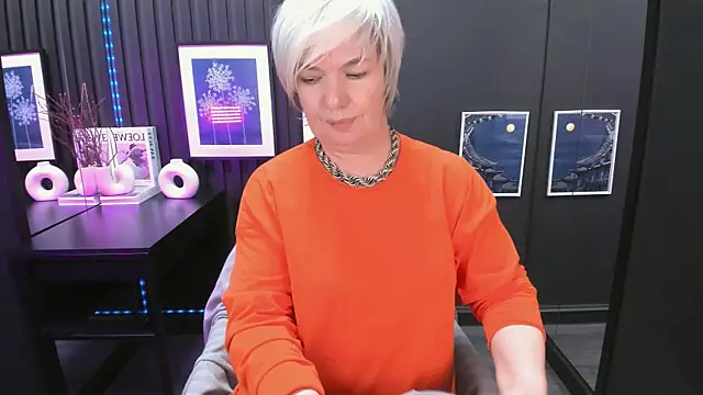 XXX chat uživo modela CarmenSoft
