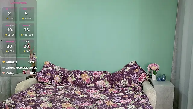 take_me_to_moon's Live XXX Chat