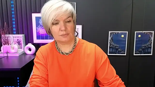 CarmenSoft's Live XXX Chat