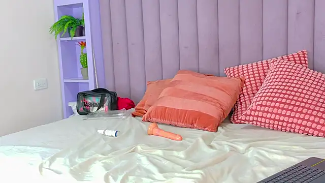 Meganlove__'s Live XXX Chat