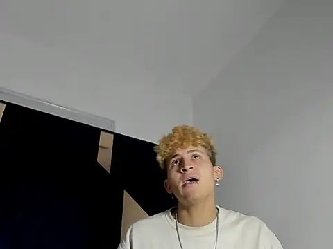عرض كام Ian_Savage