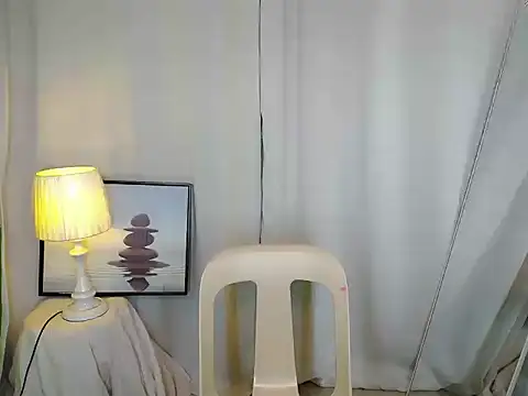 TsCyra_foxxx webkamerás műsora