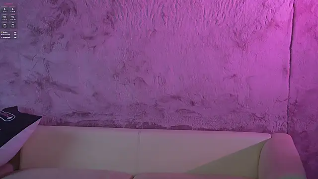Esmie_Smile's Live XXX Chat