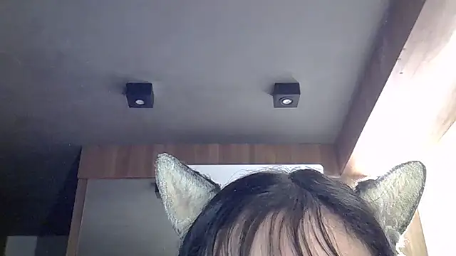 SkinnyKitten Live XXX-chat