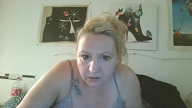 Chat +18 de Bakala93Du34000 ao vivo